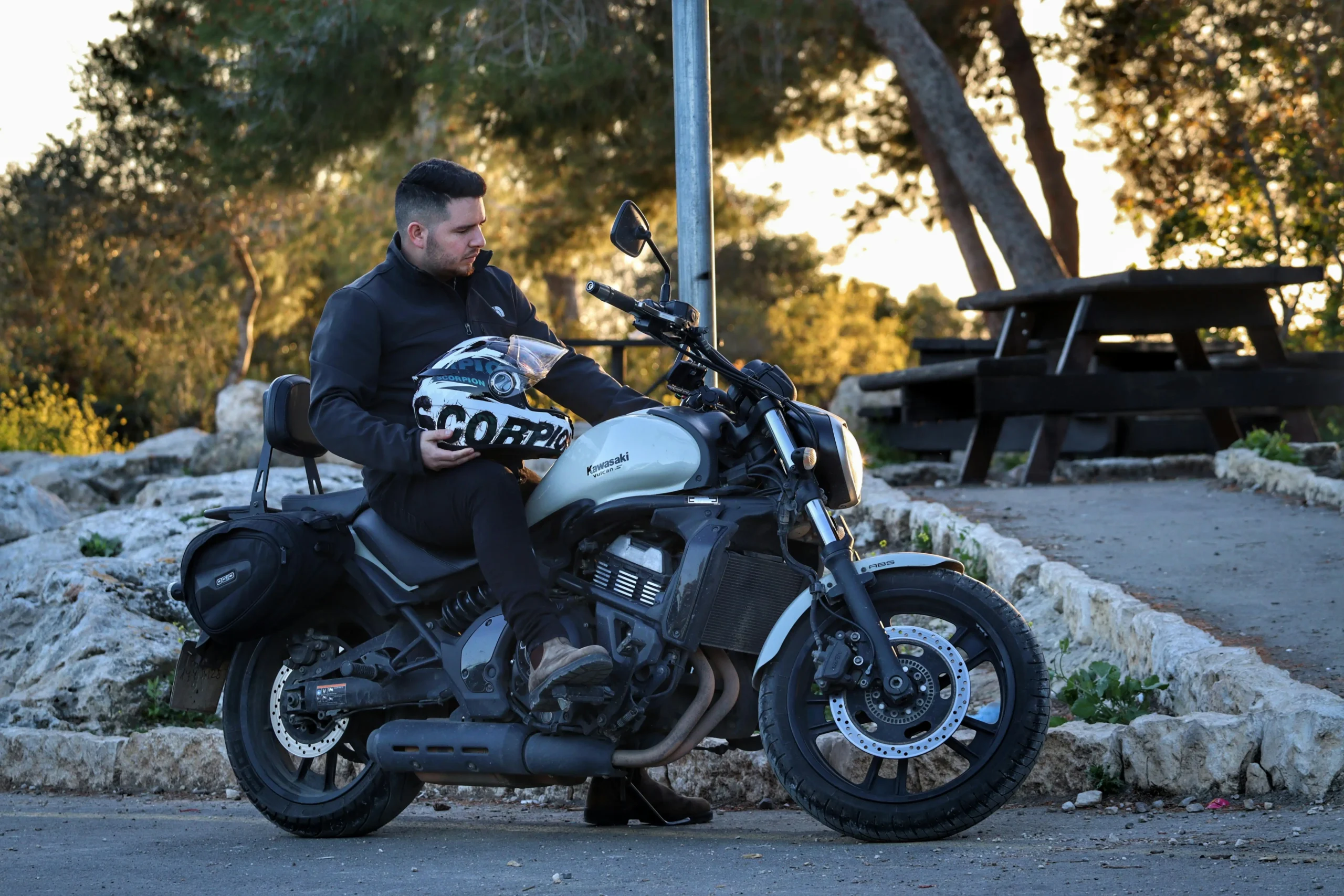 descansar durante rutas largas en moto